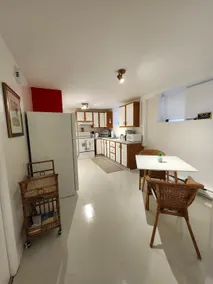 Cuban Corner Suite with Queen Bed and Full Kitchen - Image 3