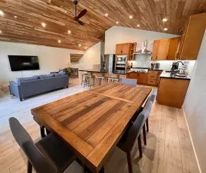 Beautiful Cabin Near Sugar Bowl Ski Resort - Image 2