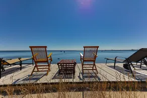 Waterfront Loft 1BR | Bayfront Deck + Beach Access - Image 4