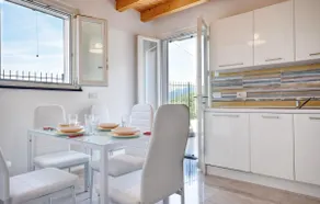 2 Bedroom Awesome Home In Cogorno - Image 4
