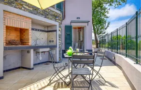 2 Bedroom Awesome Home In Cogorno - Image 5