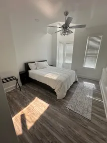 Entire 2 Bdrm House - NW DC - near Convention Cntr - Image 4