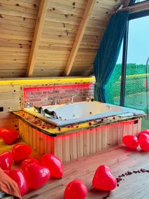 Suite bungalow with jacuzzi in the heart of nature - Image 4