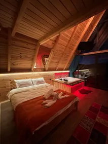 Suite Bungalow with Jacuzzi in the Heart of Nature - Image 2