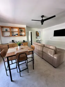 Beach Escape for 4, 1bd 1ba, short walk to beach - Image 4