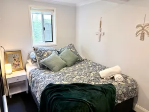 Private Guest House & Outdoor - Image 3