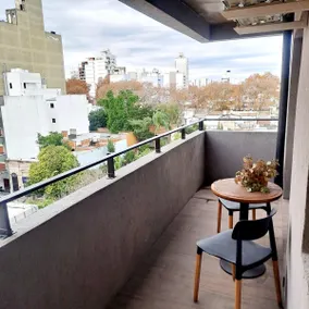 Semi-floor, charm and quality. Plaza Moreno area - Image 4