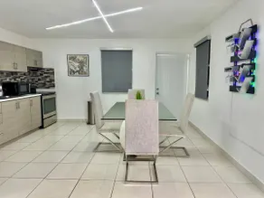 Passion Fruit Apt at Carolina w/Parking - Image 3