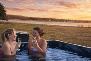 Dream Cottage | Seaside Escape | Hot Tub | Parlee - Image 2