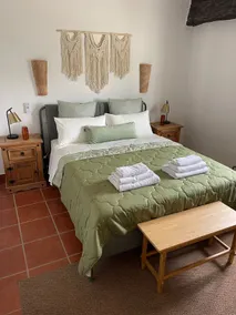 Mi’Luna Oasis Suites (The Palm Apartment) - Image 5