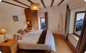 Chalet Broski - Spacious Chalet with Hot Tub, Sauna & BBQ - Image 4