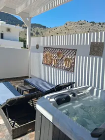Stergios Suite with Private Jacuzzi - Image 2