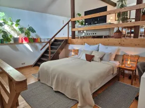 Loft in a converted barn - Image 4