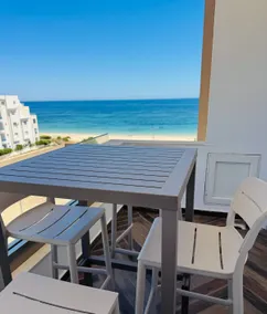Costa House – Seaside Relaxation with Pool - Image 3