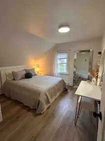 “The Hill House” - Newly renovated - Image 5