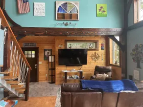 Cozy lakeside chalet - Image 3