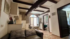 Rustic apartment with kitchen - Image 3