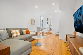 Quiet House near Sydney CBD|Parking|Dog Park|Patio - Image 2