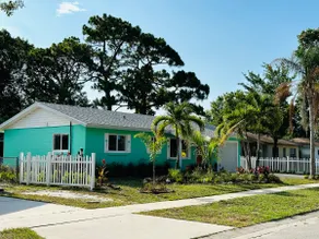 PalmeBleu Heated Pool, EV, King, 15 Min Beach - Image 2