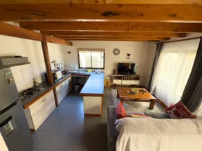 Cabin in Zapallar Lagoon - Image 2