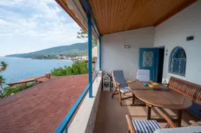 Xiro Retreat - Image 4