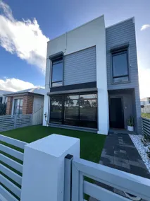 Australind New-Yorker Townhouse~Secure parking - Image 5