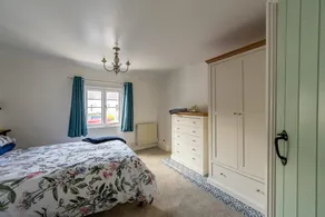 Grade 2 Cottage 1 bedroom, Ludlow centre - Image 4