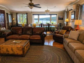 Grandma’s Lake House, Peaceful Views & Dock - Image 3