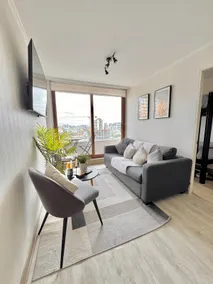 Exclusive and centrally located in Concepción: view and parking - Image 3