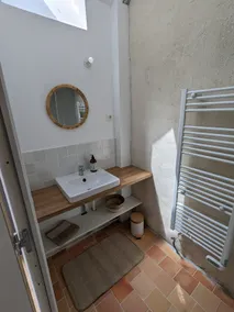 Independent accommodation in the town center - Image 2