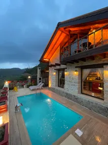 Heated Pool & Jacuzzi & Fireplace River View - Image 2