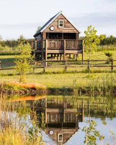 Lake View Lodges The Melford - Image 2