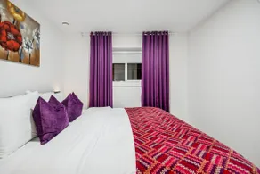 Family-Friendly Suite Near White Rock - Image 4