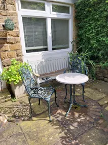 The old stables - sleeps 2 near Dore Station - Image 3