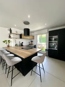 Spacious, quiet apartment - Image 2