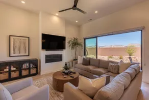 Putting Green & Private Hot Tub - Pet Friendly 3BR - Image 3