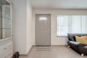 NRG stadium Omeara House - Image 2