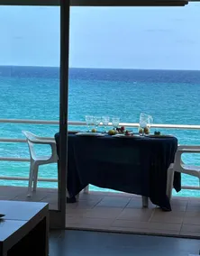 Amazing balcony overlooking the Mediterranean, beach access - Image 4