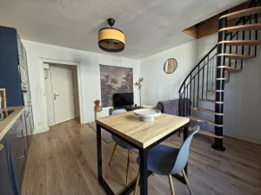 Renovated loft in the city center | Ideal for couples & professionals - Image 4