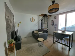 Renovated loft in the city center | Ideal for couples & professionals - Image 3