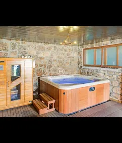 La Casa de Galapagar 1, Yelmo Apartment - Image 5
