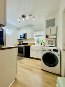 Modern Row House in the Heart of Old Town, ALX - Image 4