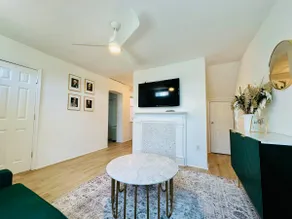 Modern Row House in the Heart of Old Town, ALX - Image 3