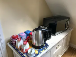 Cozy flat in beautiful Hurley, no WiFi - Image 3
