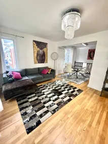 Beautiful Private Artsyhome with Pool & Deck & BBQ - Image 3