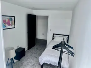 New 2 Bed Apartment in Royston High St - Image 5