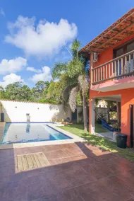 House with a super-localized pool - Image 4