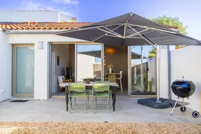 New house in La Rochelle - Image 5