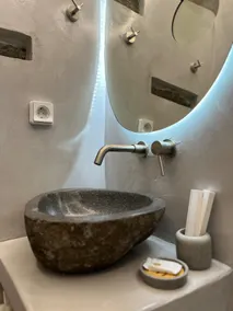 Mikri Kamara Suite - Image 3