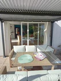 Quiet, close to the beach with outdoor jacuzzi. - Image 5